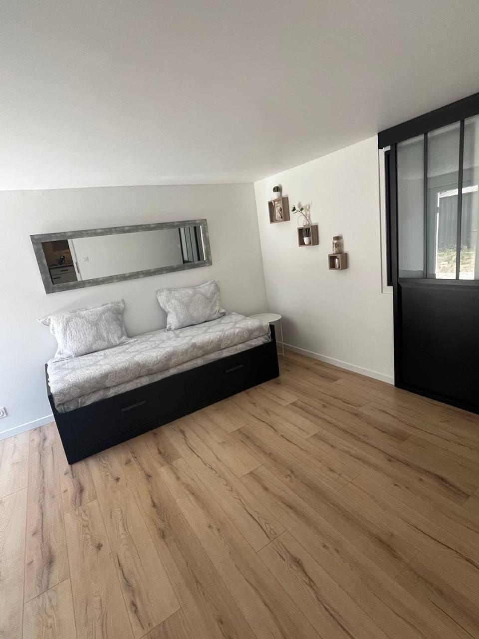 Charmant Et Confortable Appartement Narbona Exterior foto