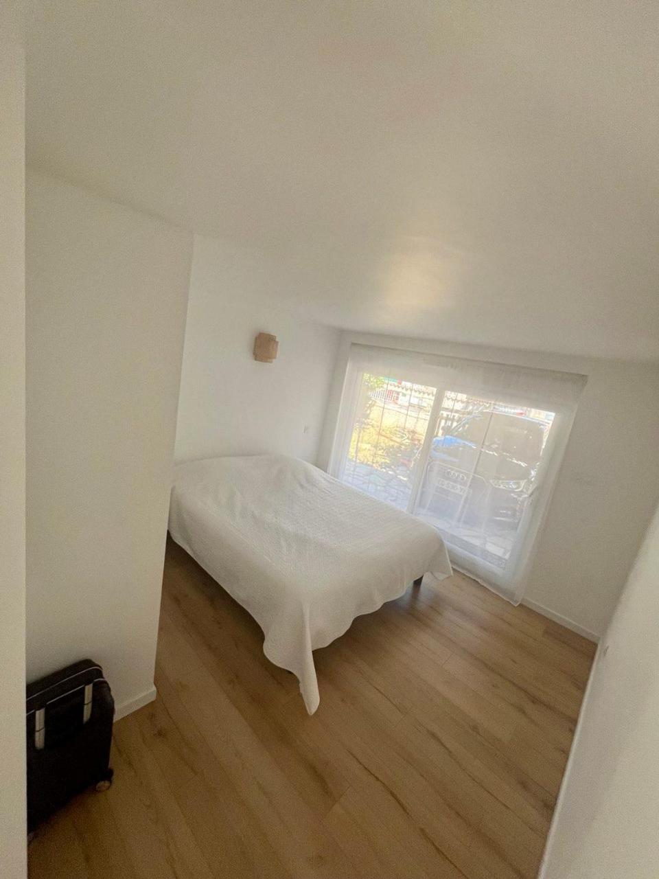 Charmant Et Confortable Appartement Narbona Exterior foto